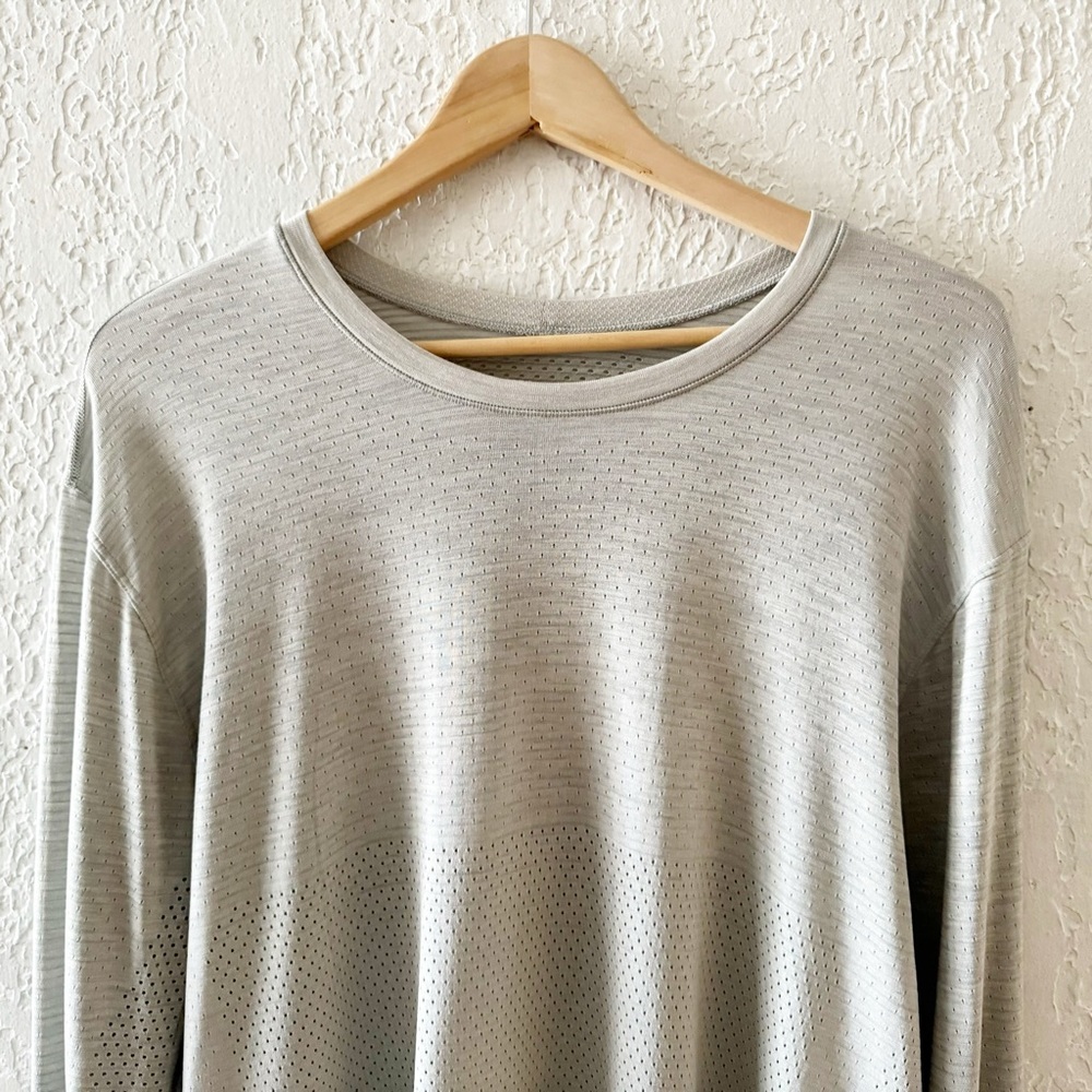lululemon athletica Long Sleeve Tee in Light Gray - Picture 5 of 10